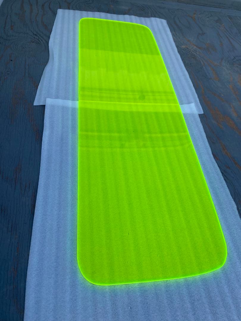 アクティトラック　HA7 リアガラスカバー 1点限り　早い方優先です✨