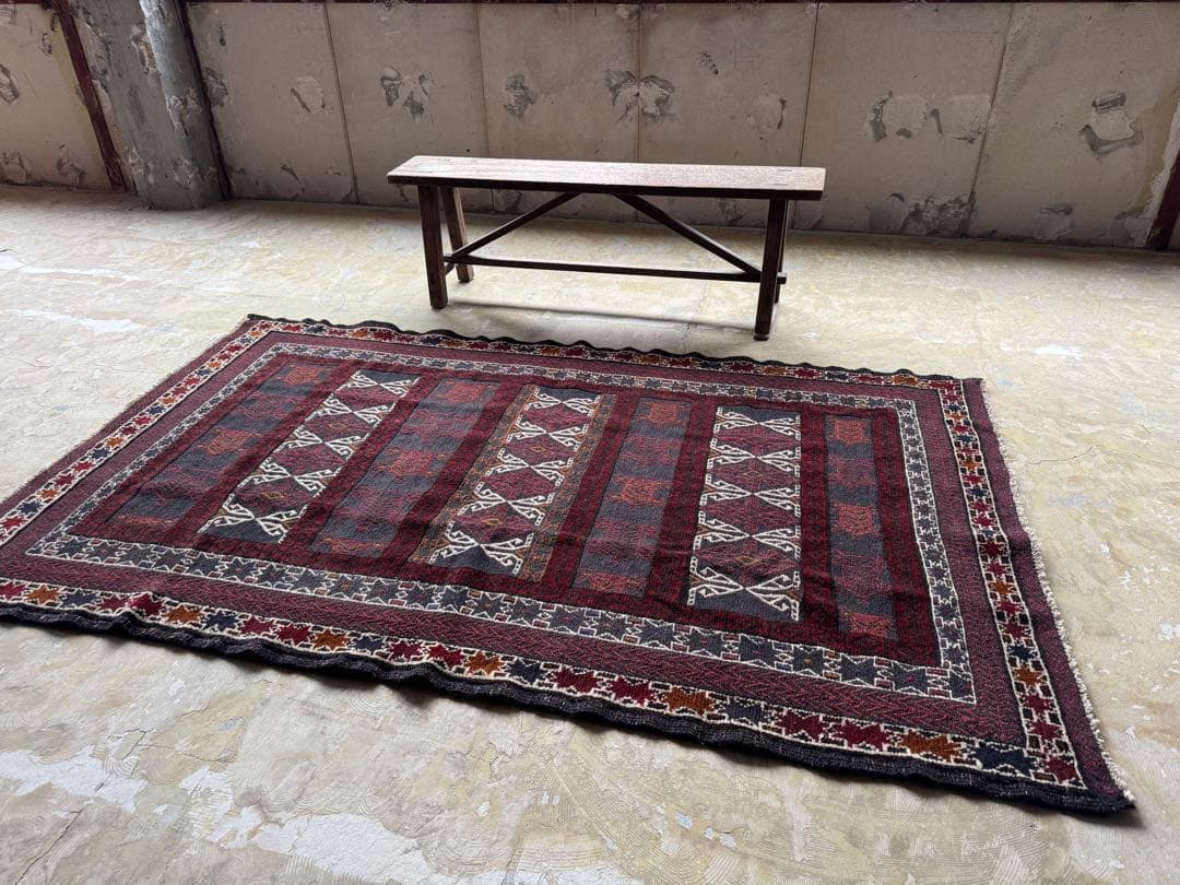 トライバルラグ ヴィンテージ家具 210×126cm 手織り 絨毯 カーペット