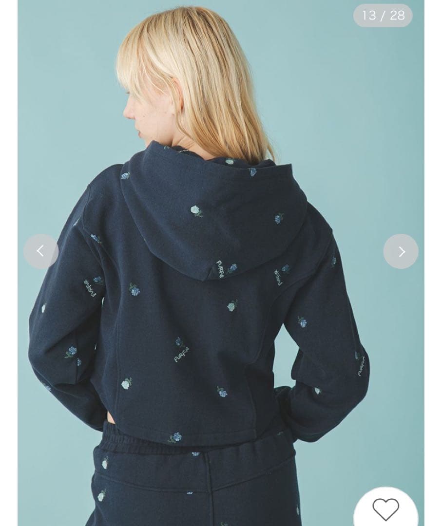 25AW【新品未使用】FUR FUR フラワー刺繍ジップアップフーディー