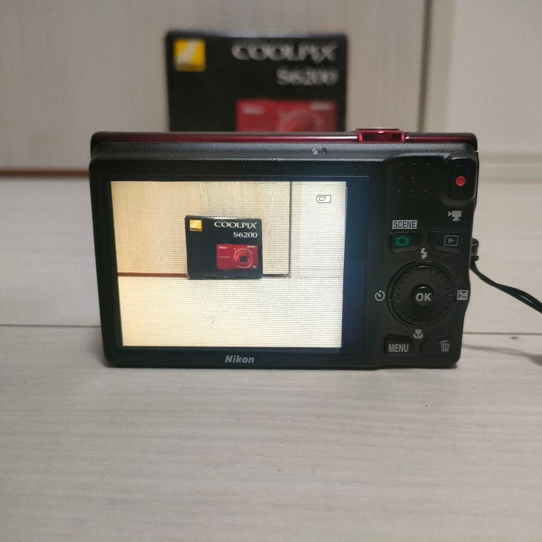 動作確認済Nikon COOLPIX S6200レッド コンパクトデジタルカメラ