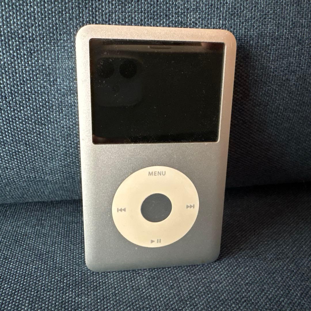 アイポッドクラシック　160GB　ジャンク　シルバー