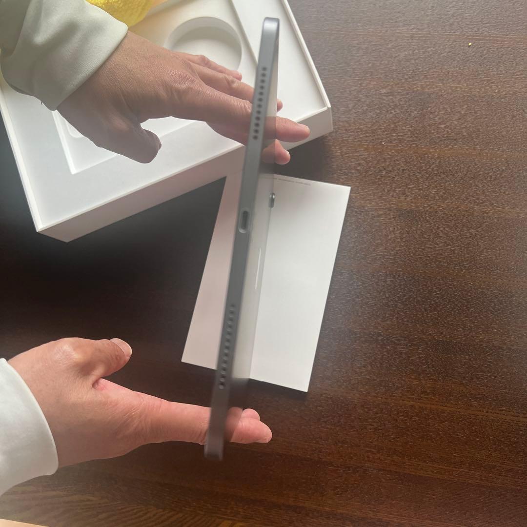 Apple iPad Air 第5世代　64GB