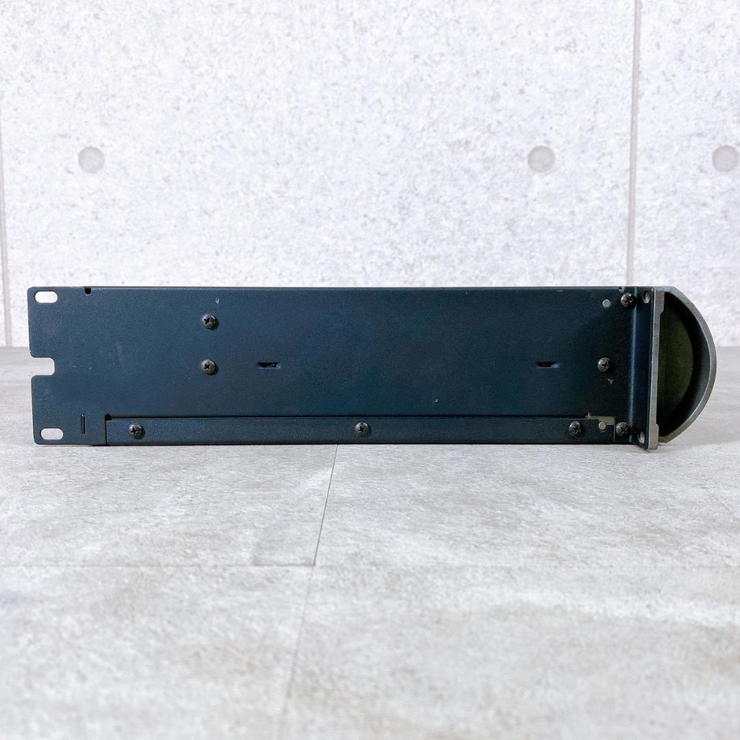 QSC PLX1202 パワーアンプ 業務用 2ch ラックマウント