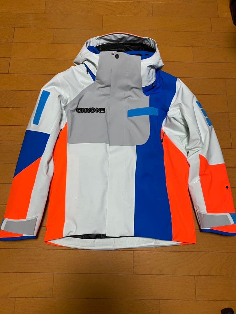 2025オンヨネスキークラブ限定ウェア