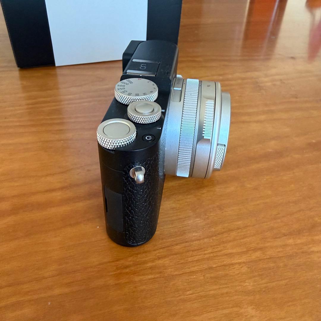 ライカ D-LUX8 100 YEARS OF LEICA