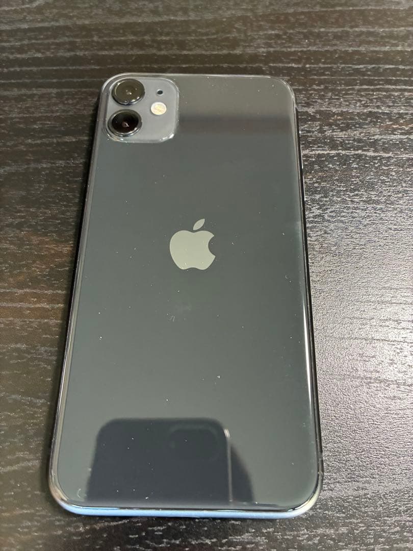 iPhone11 本体(カバー)