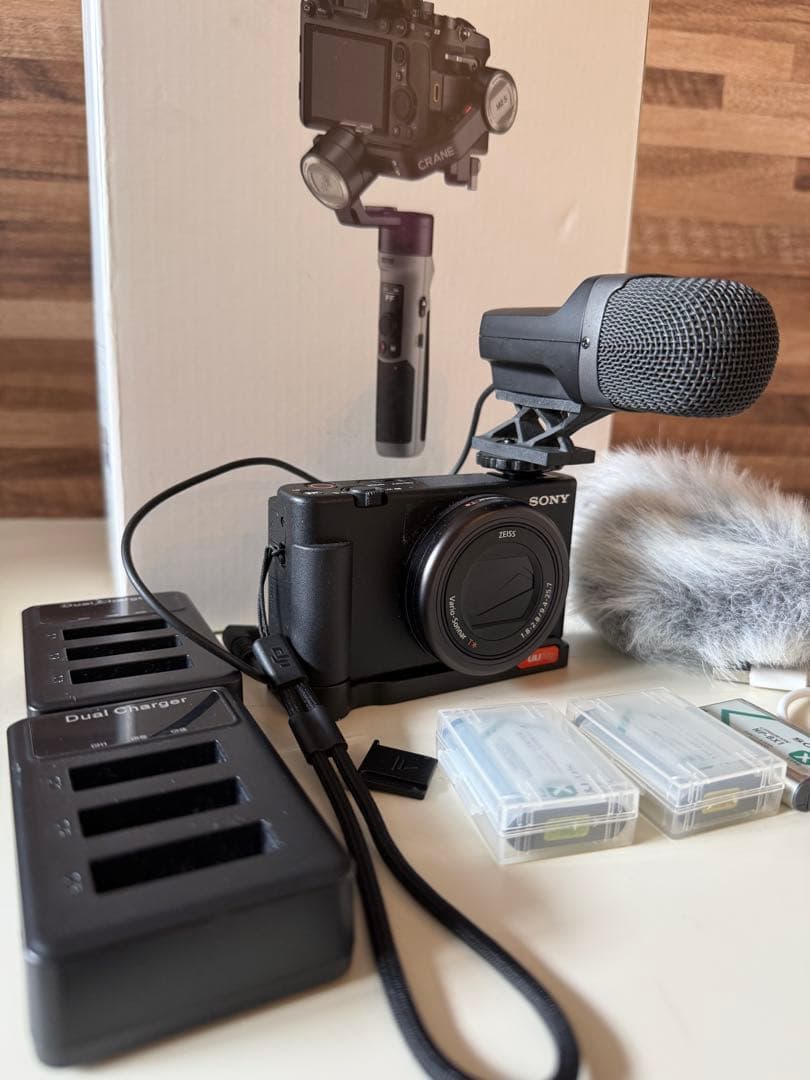 【ジンバル＆マイク付き】SONY VLOGCAM ZV-1 バッテリー×3