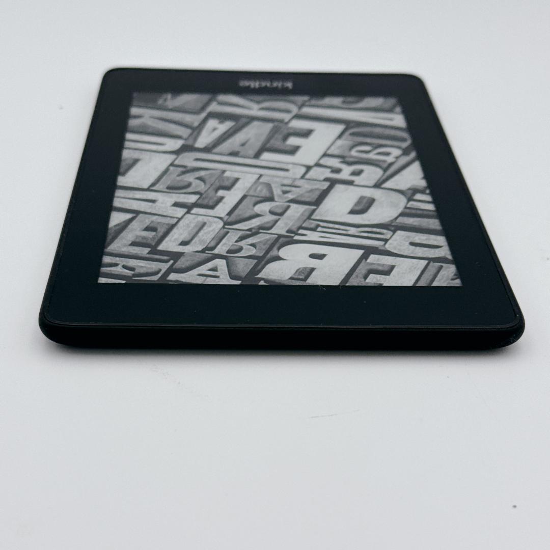 【極美品】Amazon Kindle Paperwhite 第10世代 ケース付