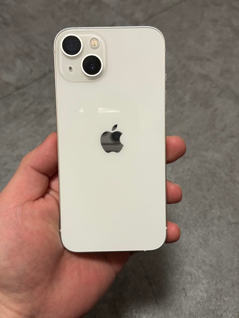 【極美品】Apple iPhone 13 ホワイト 本体