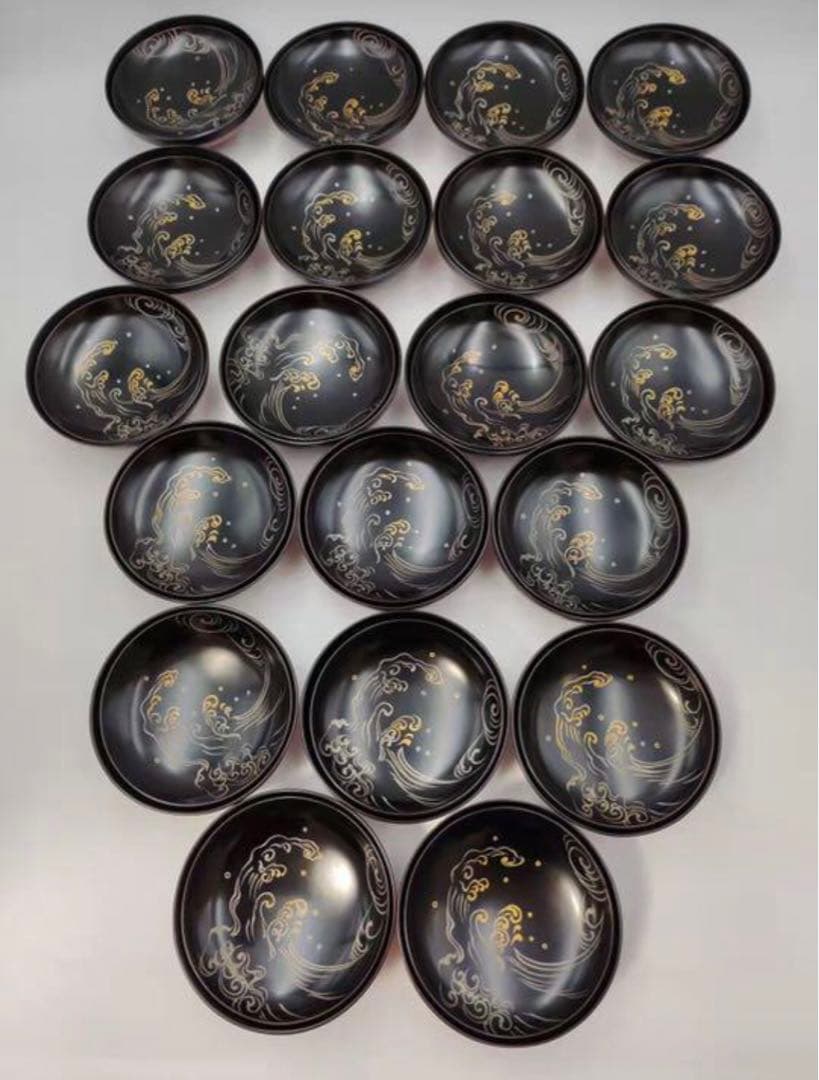 古い根来塗　蓋付汁椀　吸物椀　木製蒔絵椀20客　懐石料理　木箱付　漆芸　古美術