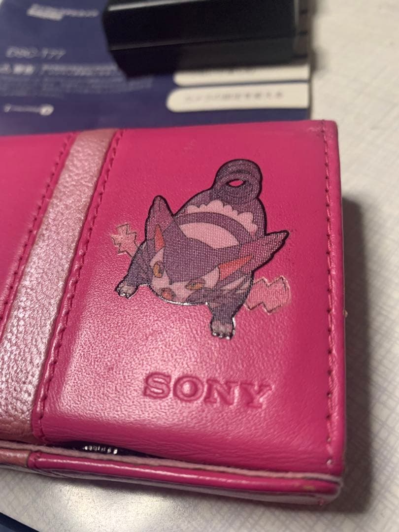 SONY Cyber-Shot DSC-T77 カバー桃　ほぼ未使用です　美品