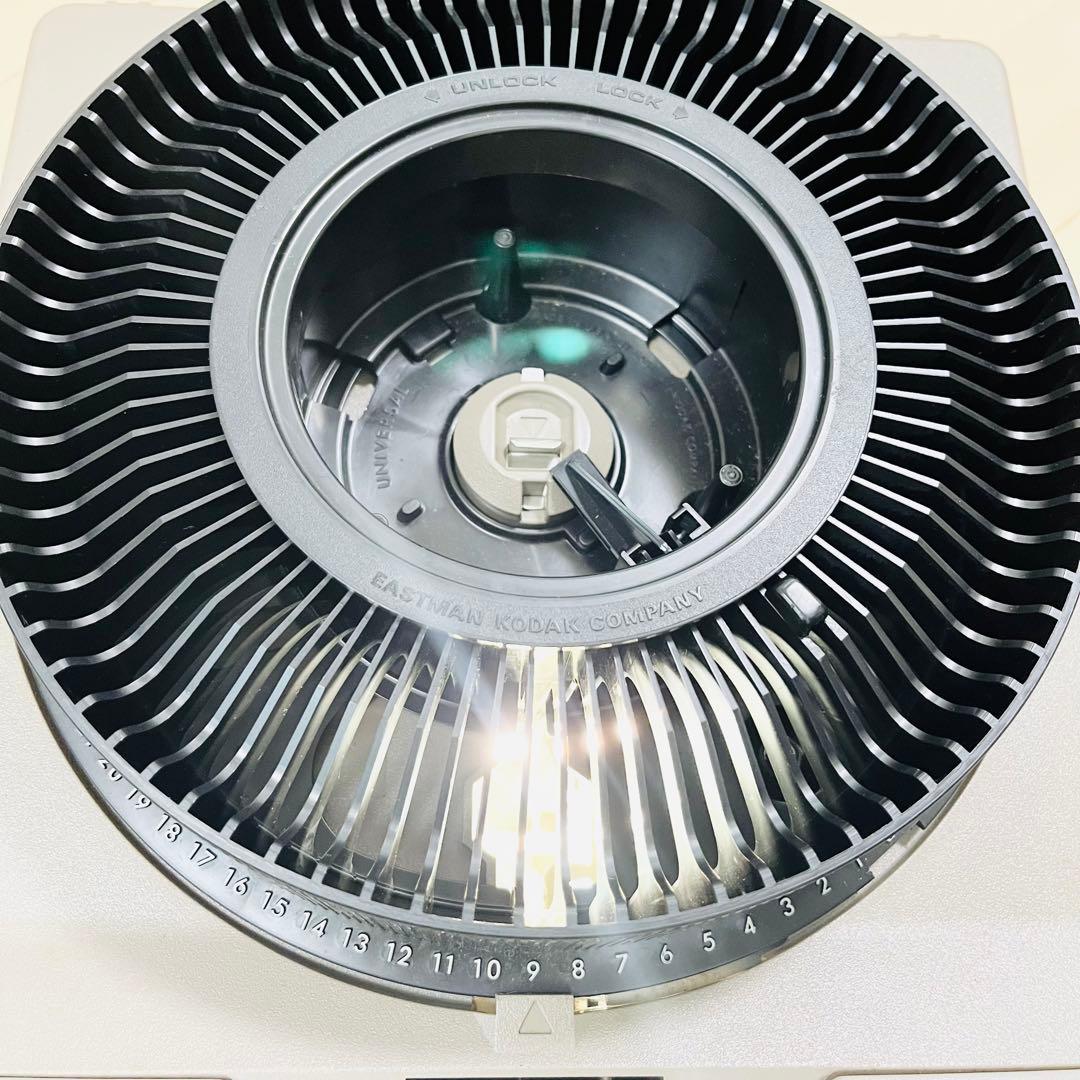 Kodak EKTAGRAPHIC III A スライドプレジェクター
