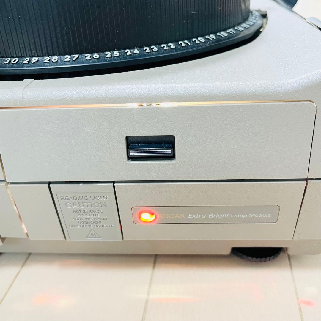 Kodak EKTAGRAPHIC III A スライドプレジェクター
