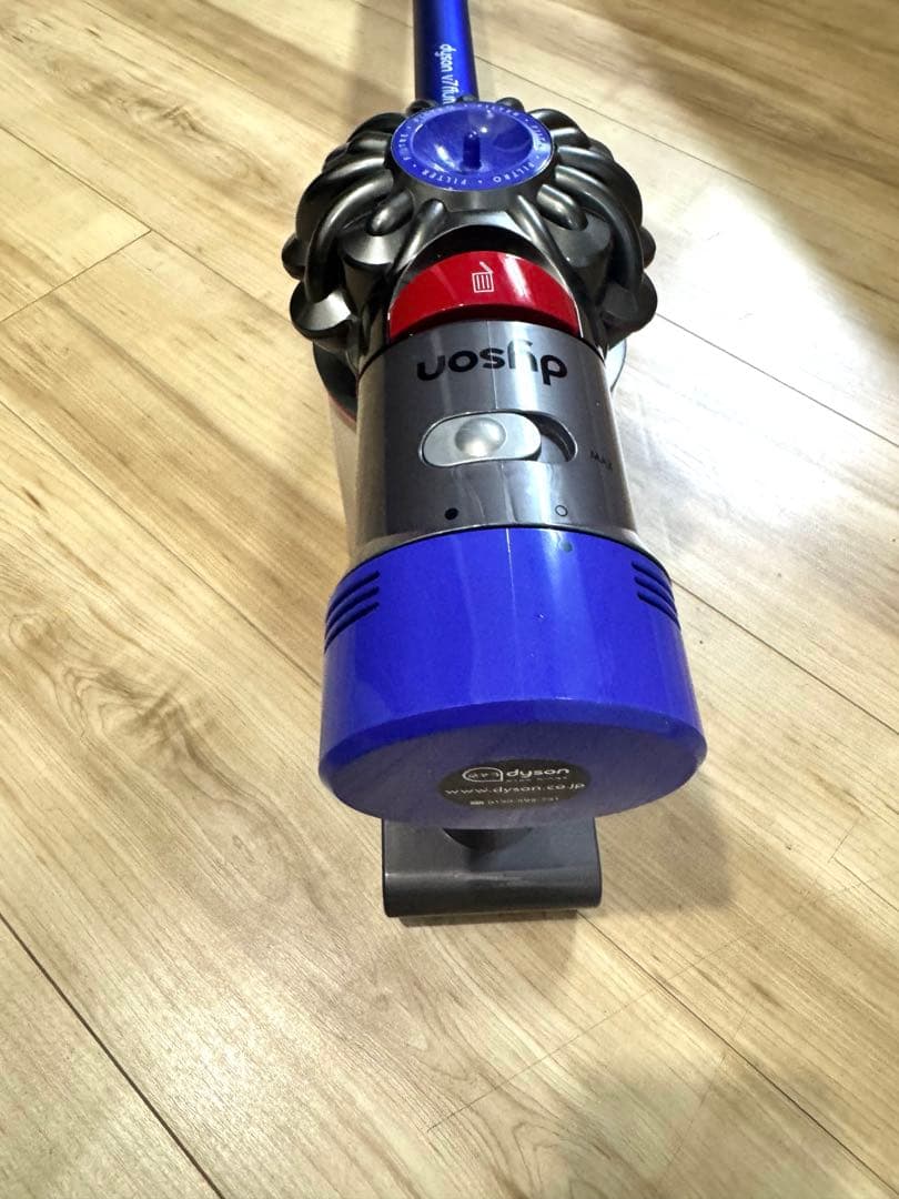 Dyson v7 fluffy コードレス掃除機