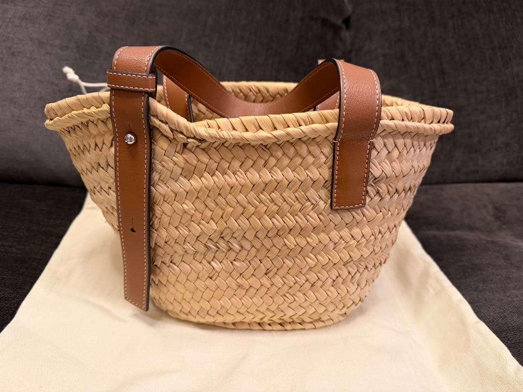 【美品】LOEWE　バスケットバッグ　スモール　ロエベ　かごバッグ　カゴ