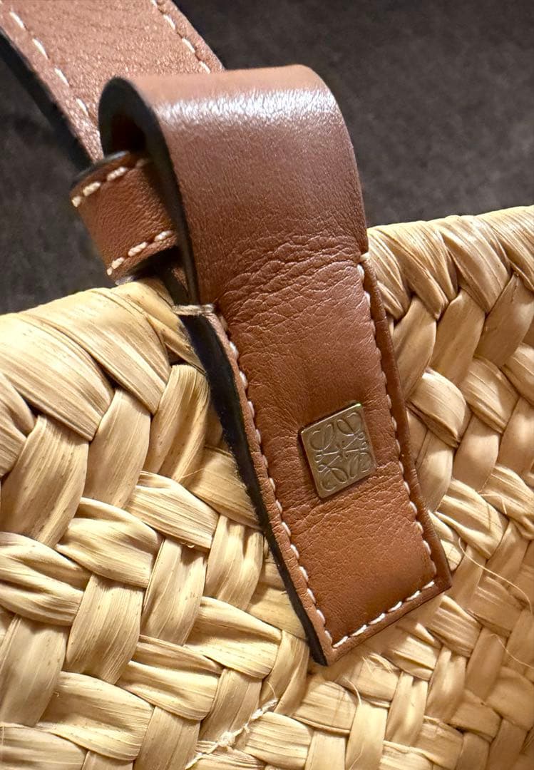【美品】LOEWE　バスケットバッグ　スモール　ロエベ　かごバッグ　カゴ