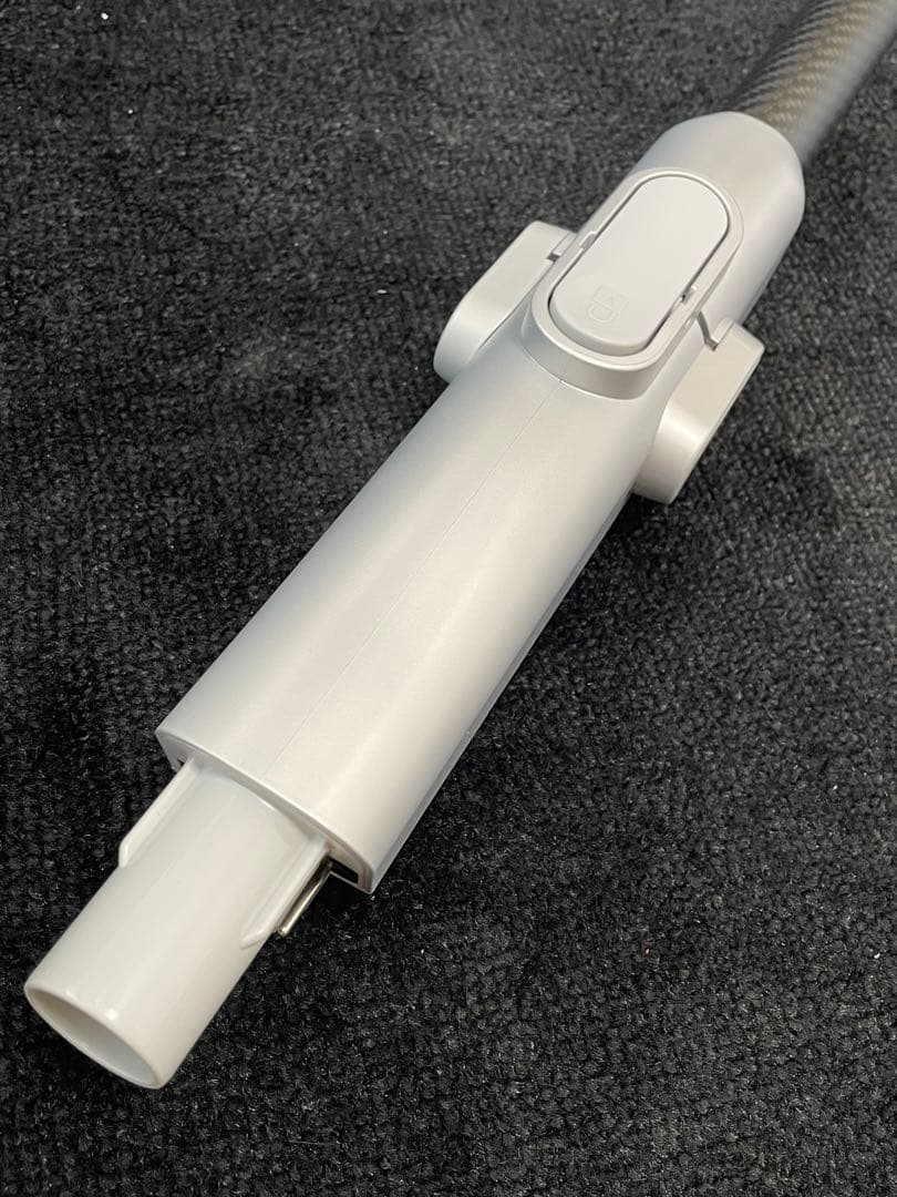 Shark スティッククリーナー IW2241J 未使用に近い商品です