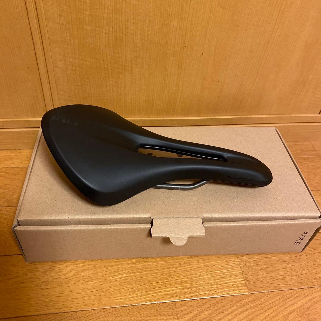 ALIANTE R3 サドル 145mm ブラック