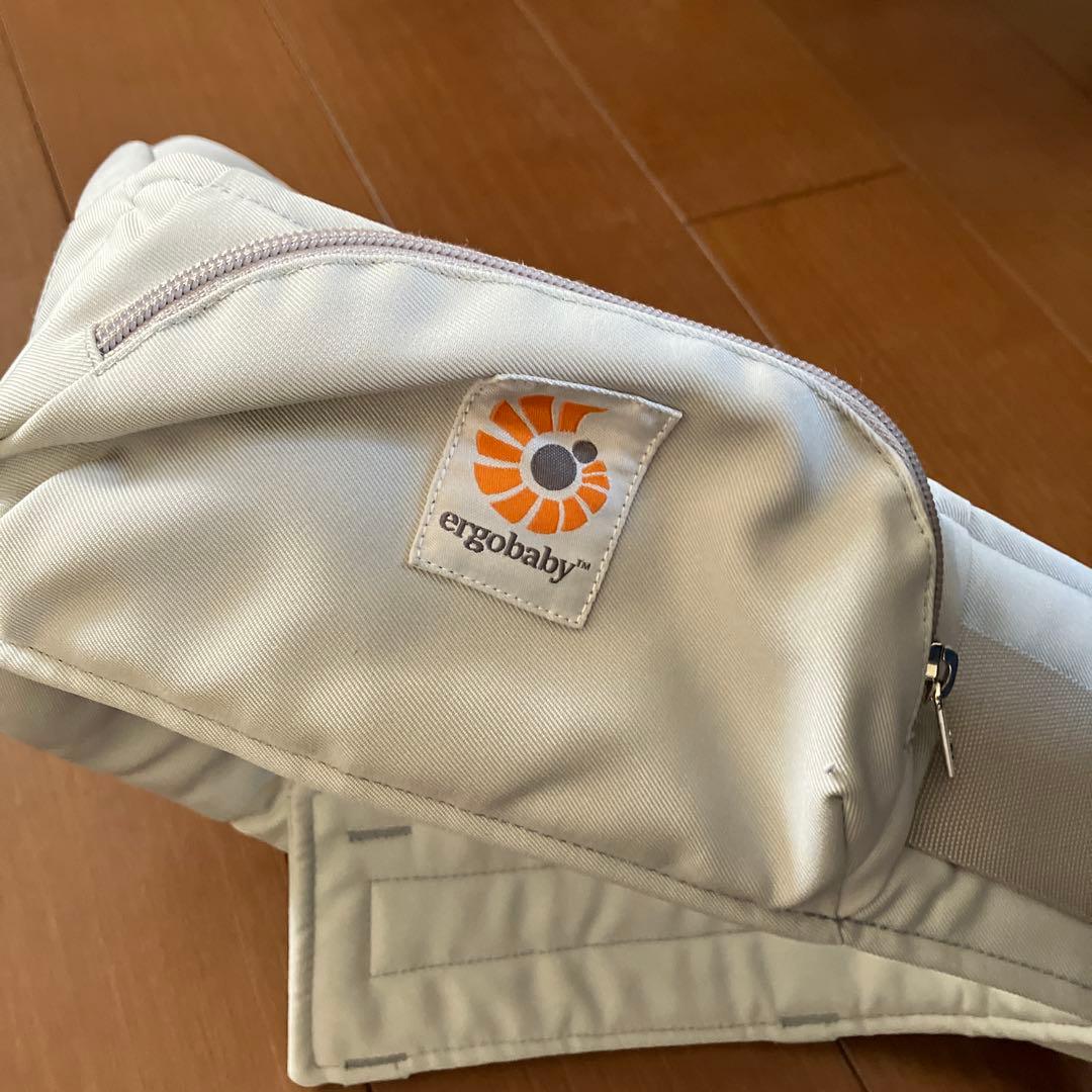 【送料込】エルゴベビー Liftヒップシート パールグレー