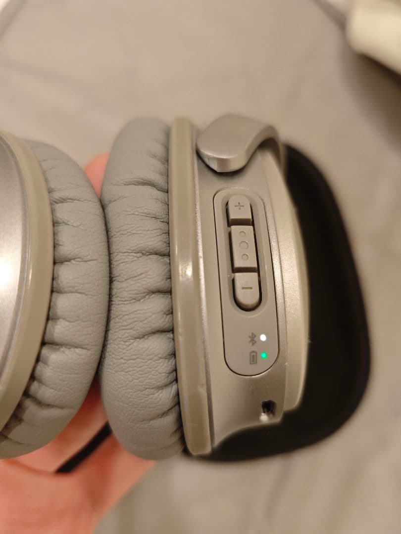 Bose QuietComfort 35 ヘッドセット型イヤホン