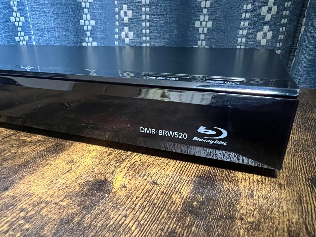 【良品】パナソニック ブルーレイレコーダー DMR-BRW520