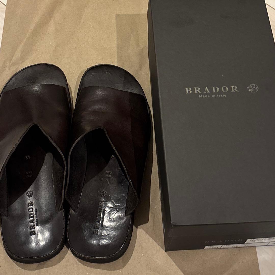 BRADOR. サンダル　本革　サイズ42
