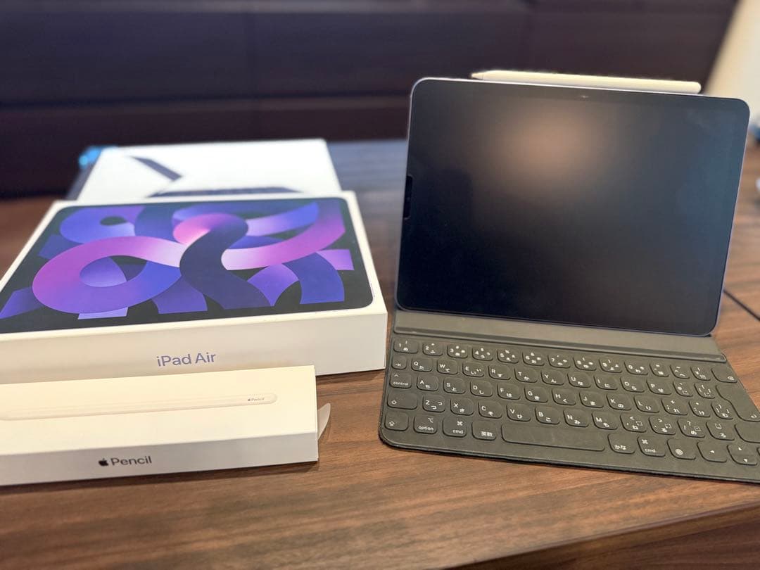 iPad Air 第5世代　Wi-Fi +純正アクセサリー