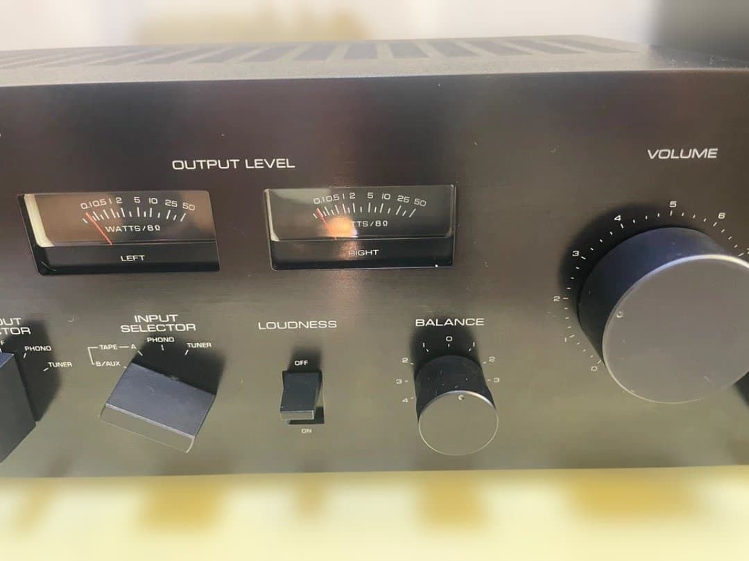 き*げ様 YAMAHA CA-V1　プリメインアンプ　昭和のレトロなオーディオ