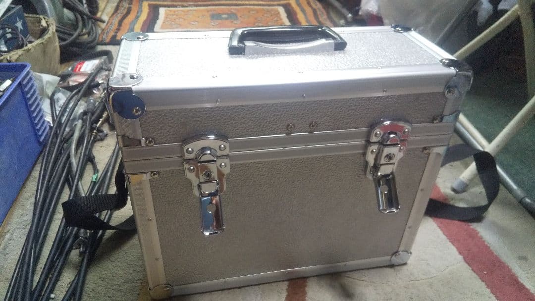 アルミケース カメラケース 鍵付き 中古