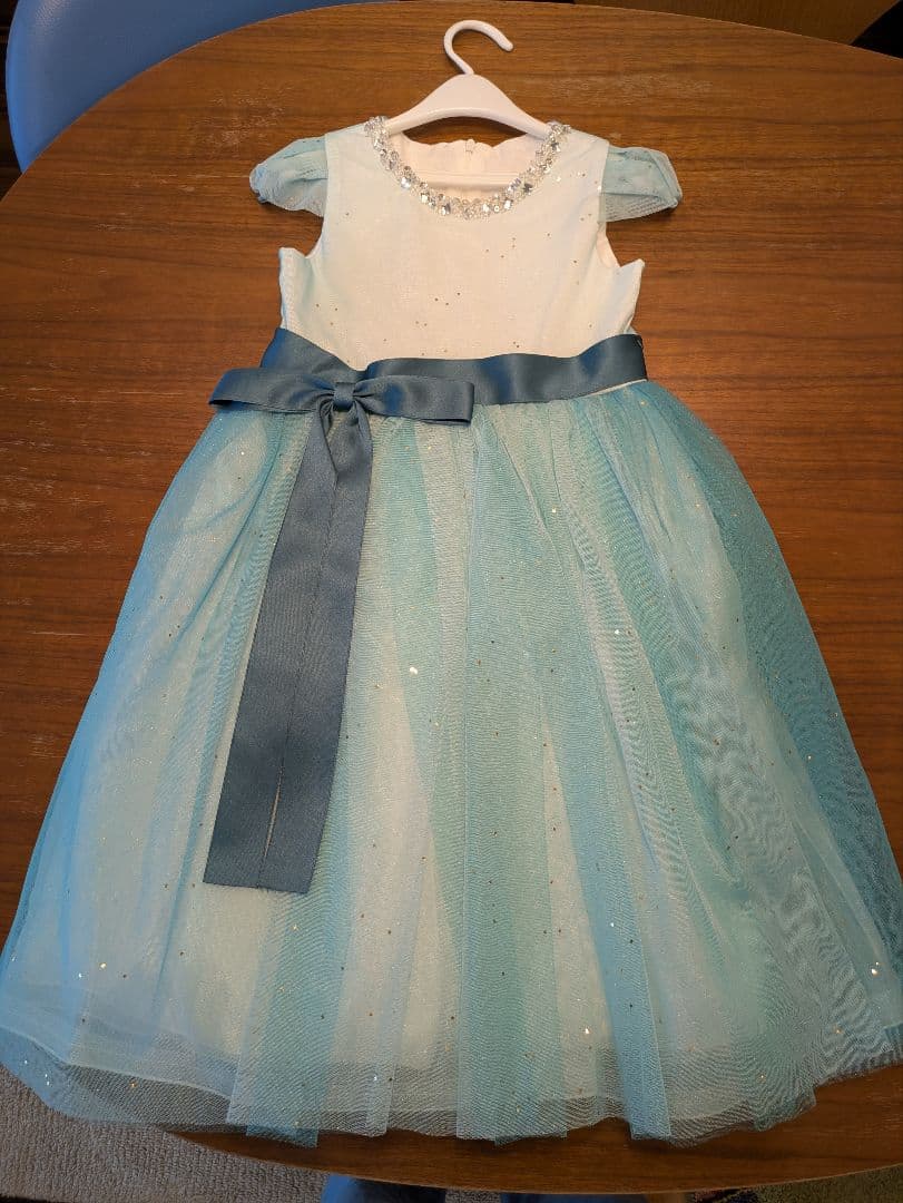 値下げ　DRESCCO ピーコックブルービジューストーンドレス 130(8号)