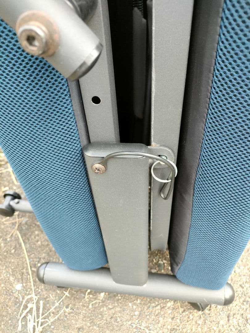 美品 折りたたみベッド リクライニング機能付 福岡市内と隣接市町村限定配送