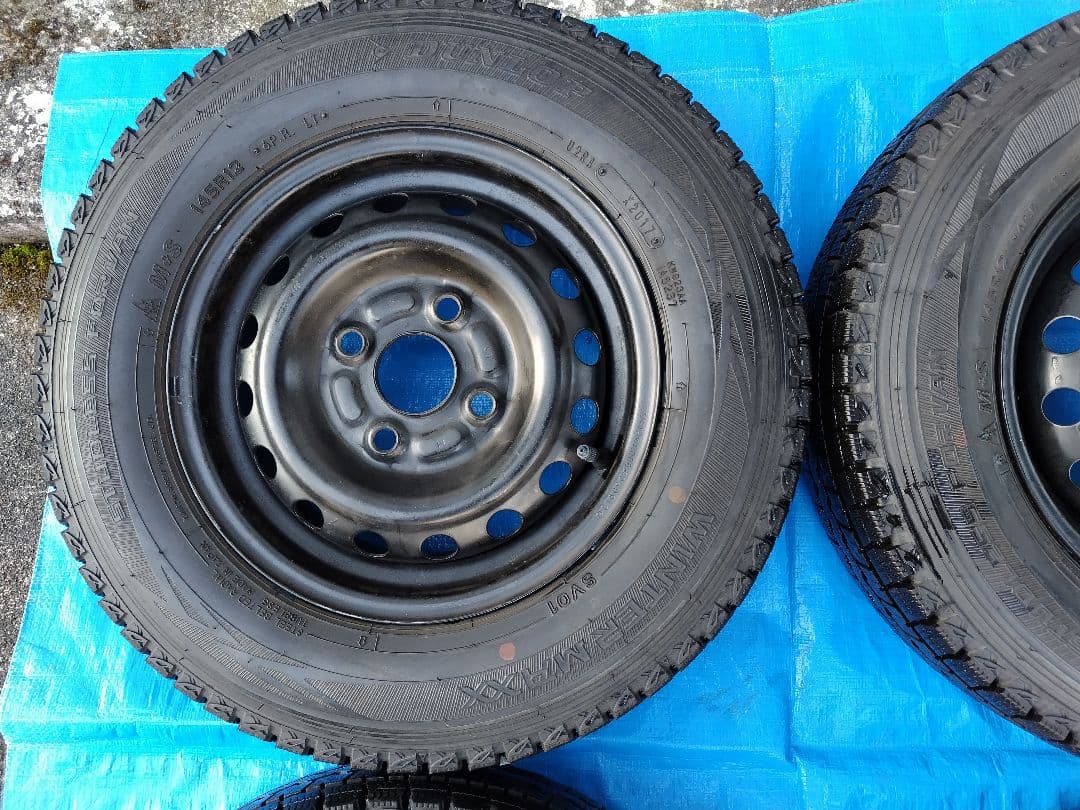 145R12・LT【1/2】軽トラ用スタッドレス・鉄ホイール付、２本分割