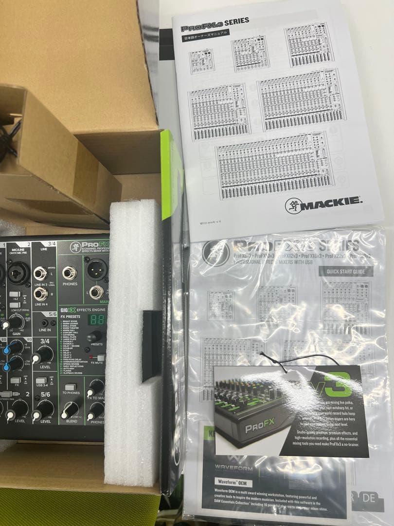 m*i様 【超美品】MackieProFX6v3 6チャンネルミキサー【未使用】