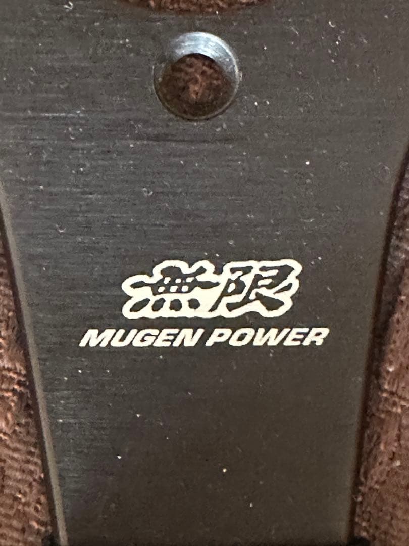 正規　無限 ステアリング 35π MOMO