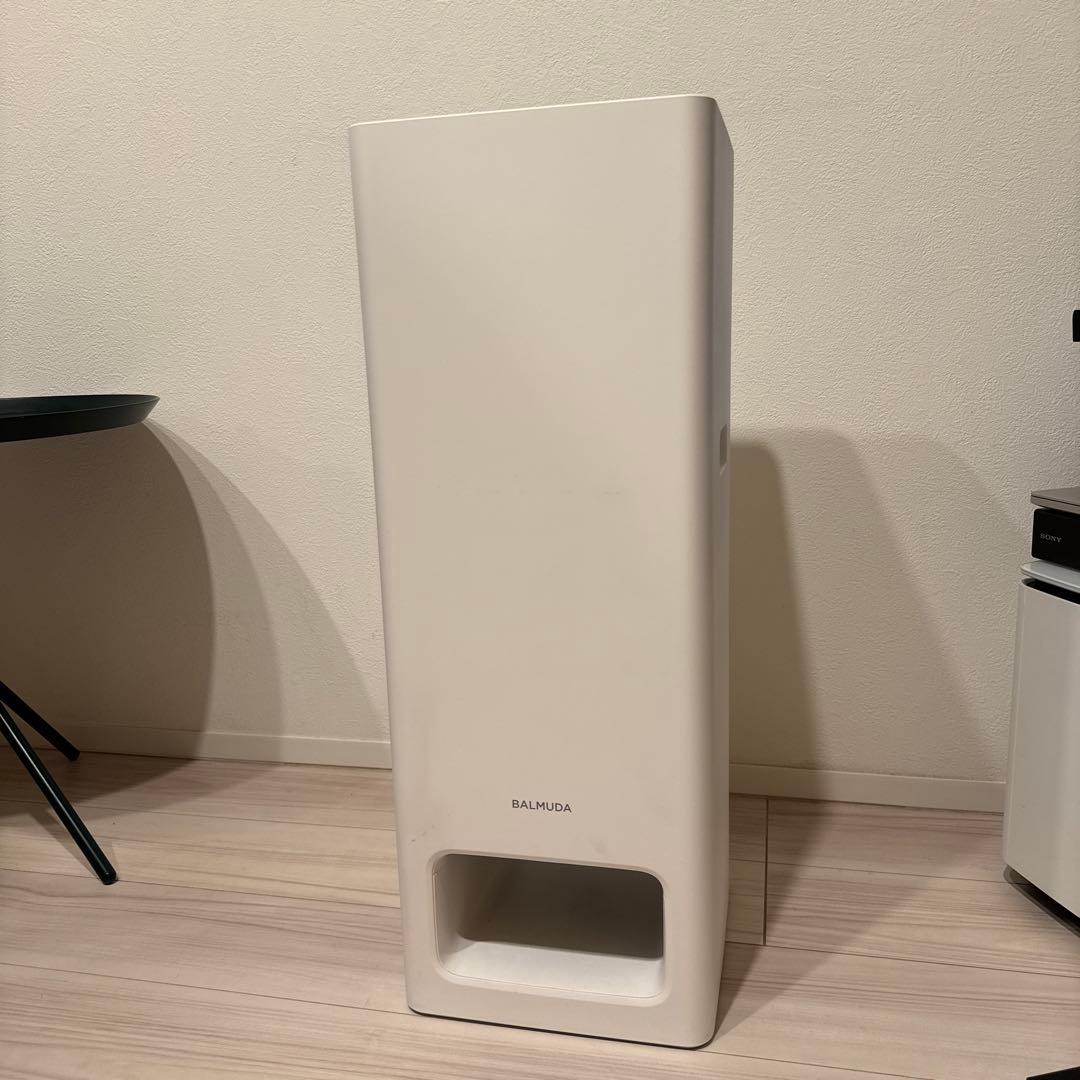 バルミューダ　空気清浄機 ホワイト 本体のみ