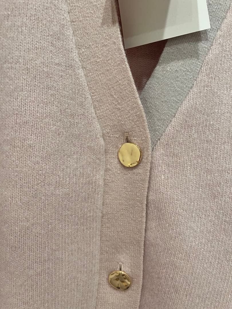 新品タグ付 完売品 Arpege story アクアＶカーデ