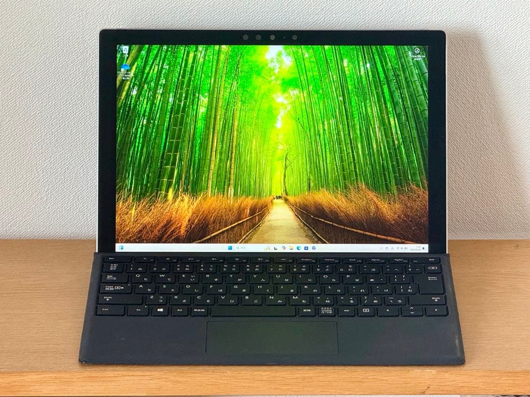 美品：Microsoft Surface Pro 7 i5/8GB/128GB