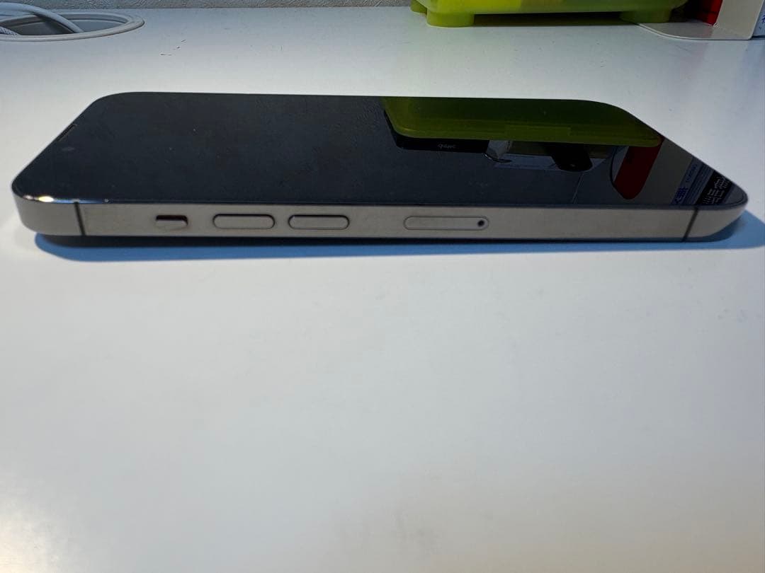 スマートフォン本体 K@