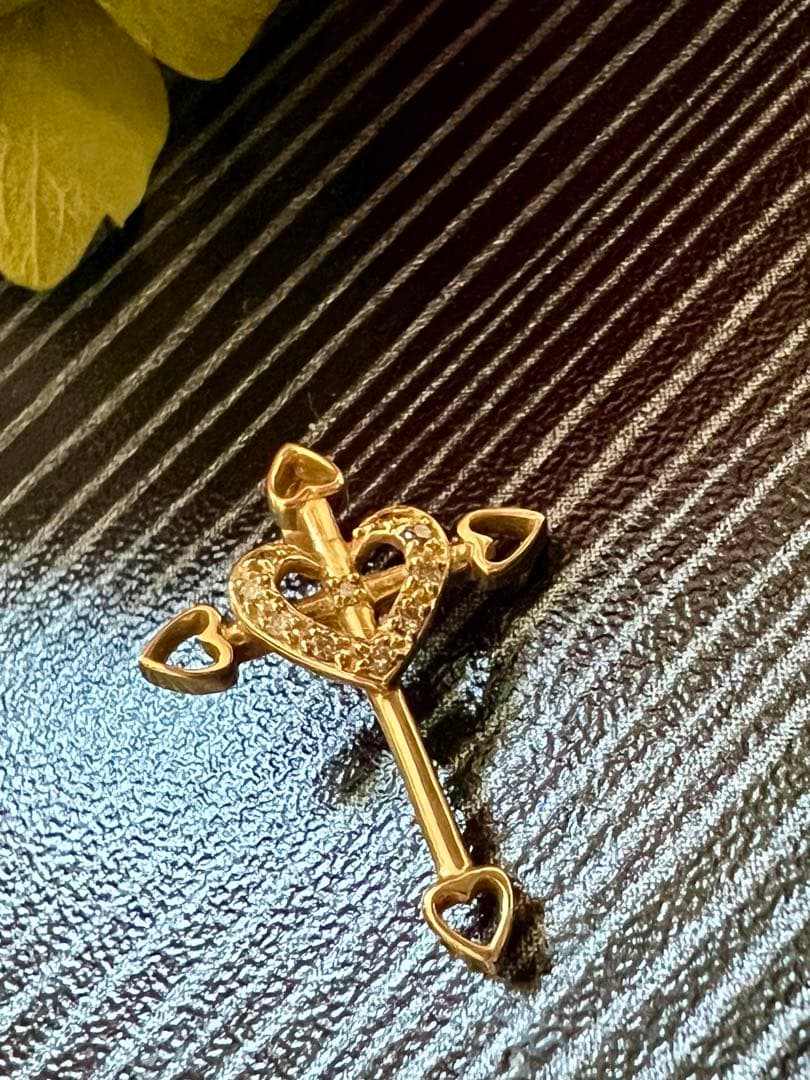 最後のお値下げ‼️18金ペンダントタップクルス