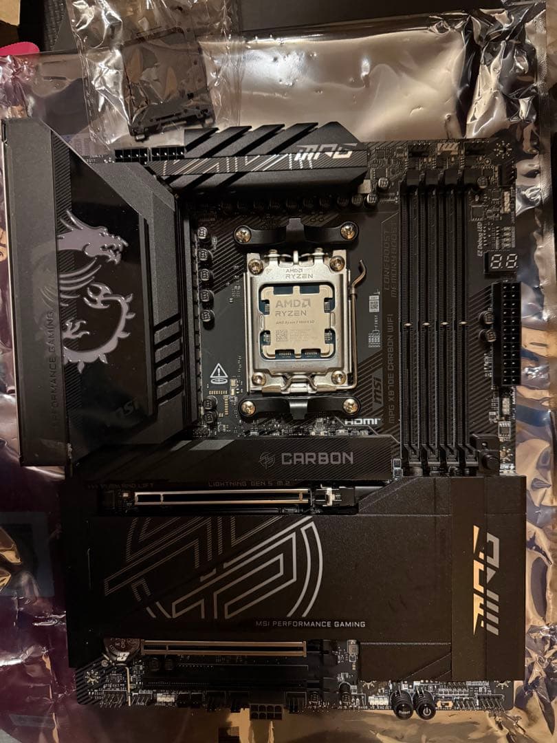 CPU AMD Ryzen 9800X3D+MSI X870E carbon