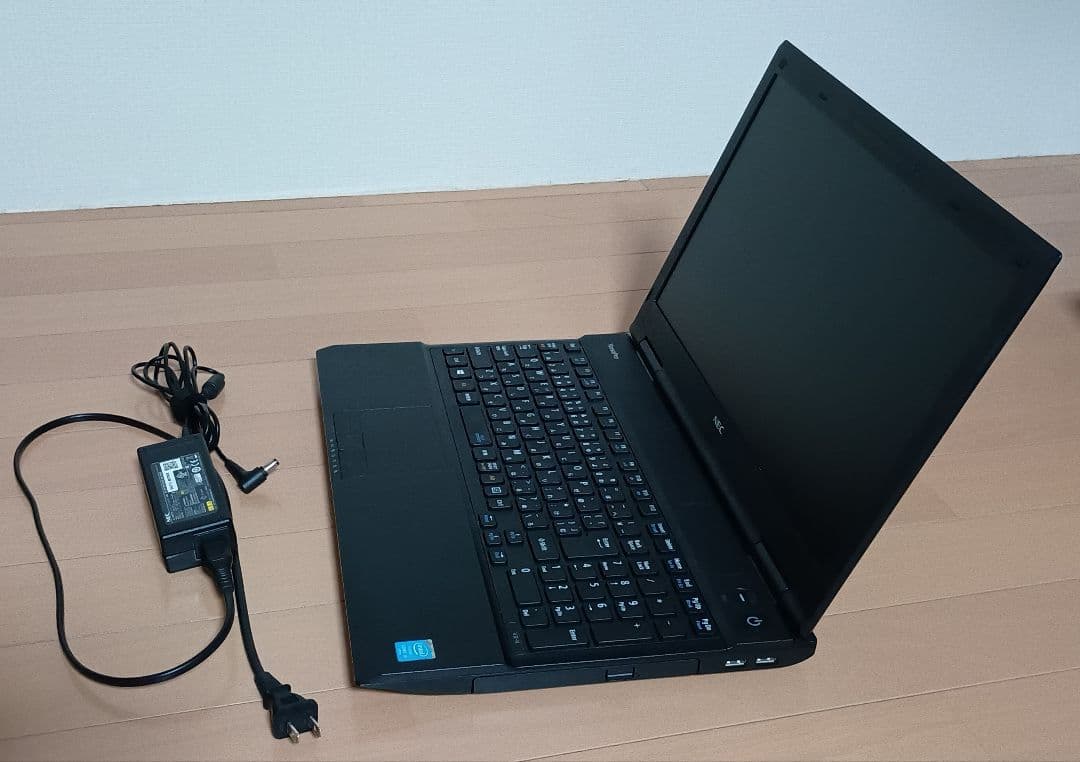 NEC ノートPC メモリ16GB 容量1TB 15.6インチ 中古