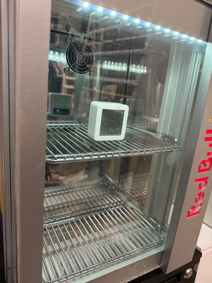 【希少】Red Bull 冷蔵庫