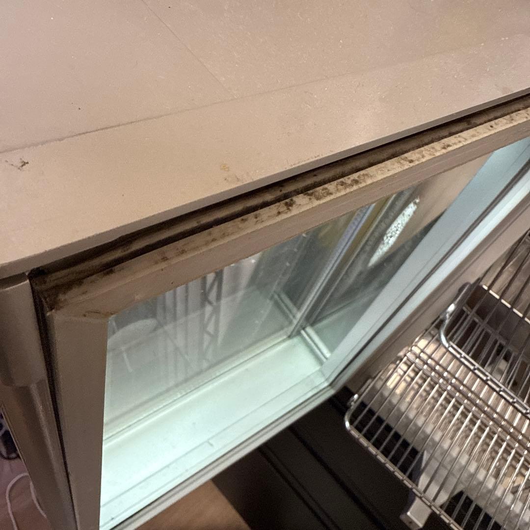 【希少】Red Bull 冷蔵庫