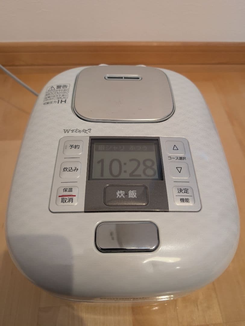 パナソニック　炊飯器　3合　SR-JW057 2017年製　内釜2023年購入