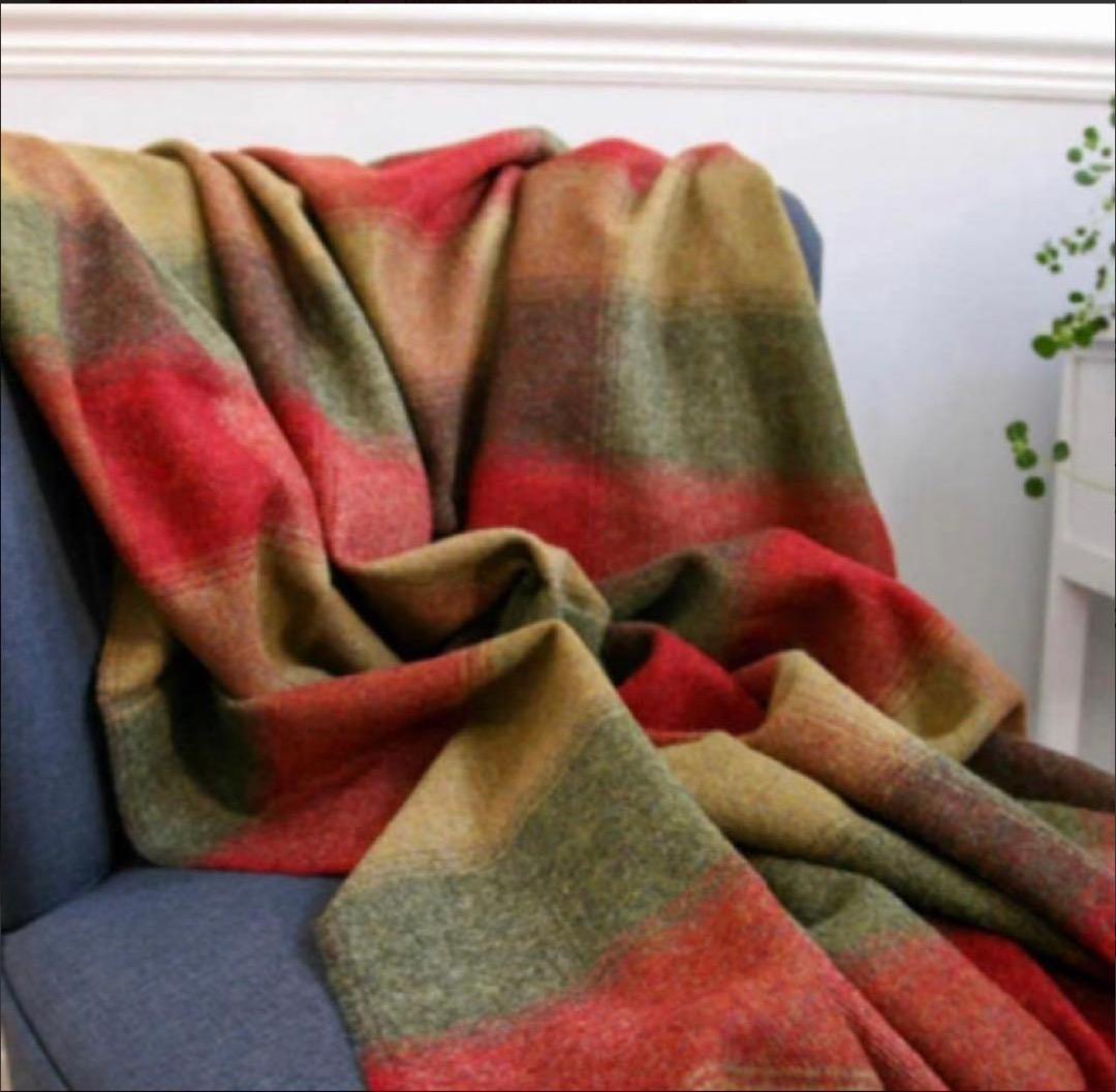 UK製　ローラアシュレイ ウール100%ブランケット毛布　新品