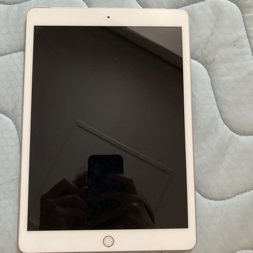Apple iPad (第8代32GB ゴールド)15.5inches
