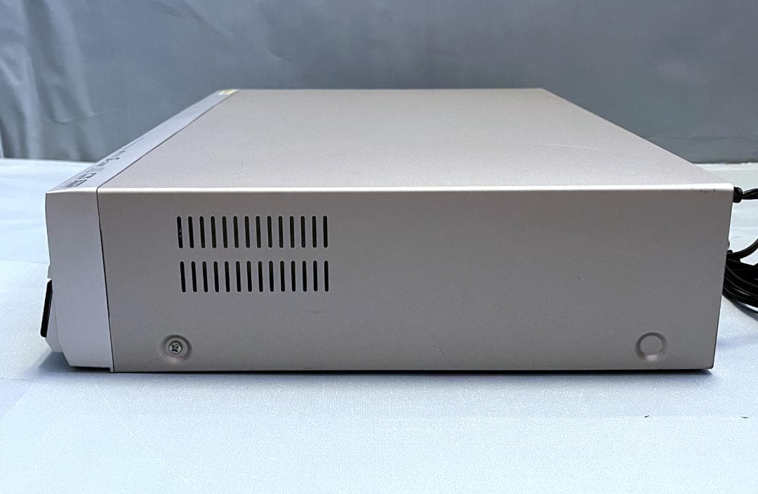 【動作OK！！ 】VHSビデオ/DVDレコーダー　東芝　D-VR5