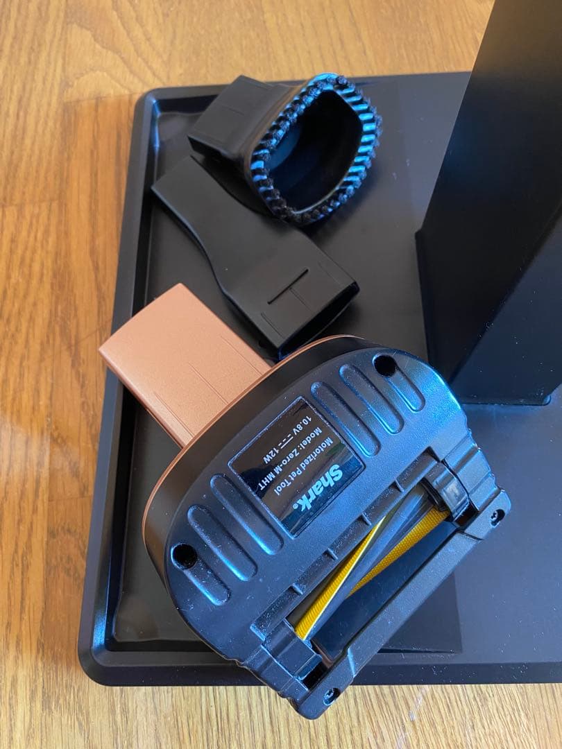 「8／31まで特別価格」Shark スティッククリーナー ローズゴールド