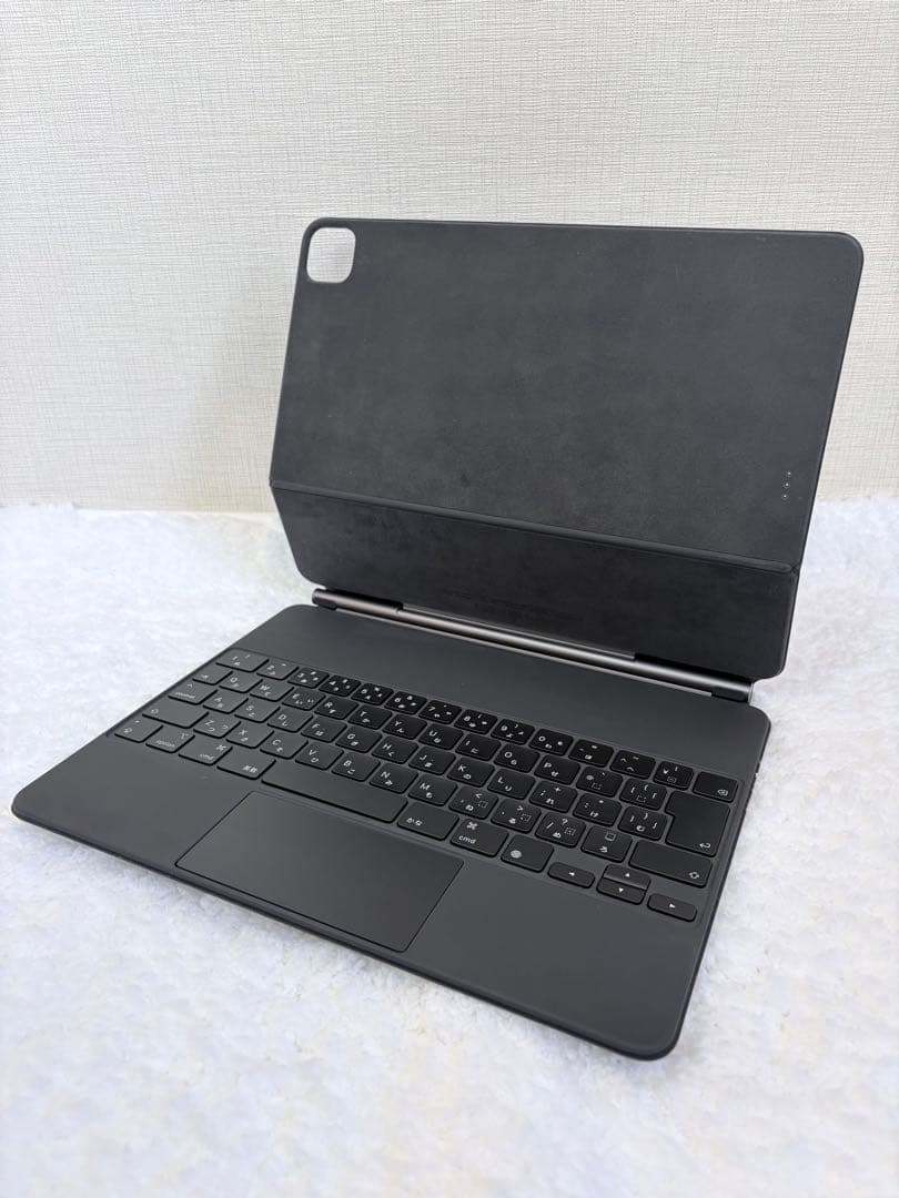 【美品】Apple Magic Keyboard 12.9インチ　A2480