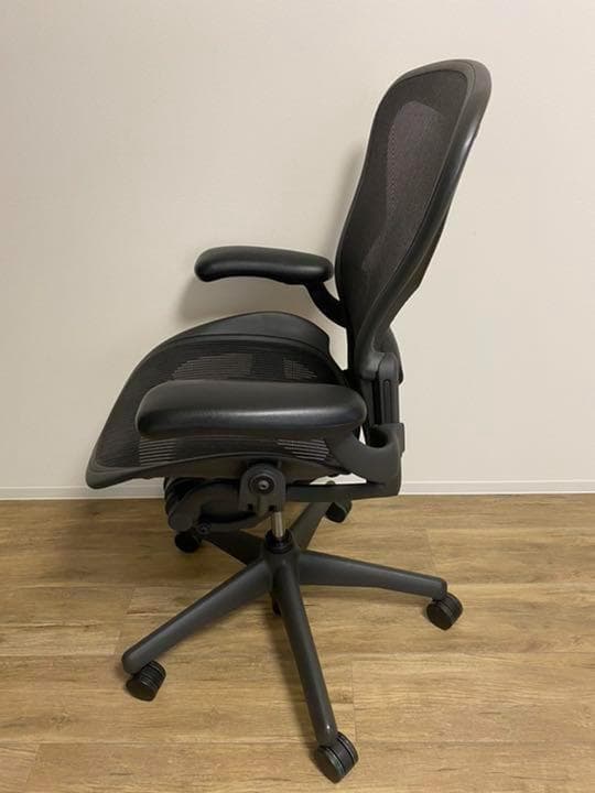 ハーマンミラー アーロンチェア　Bサイズ　スタンダード